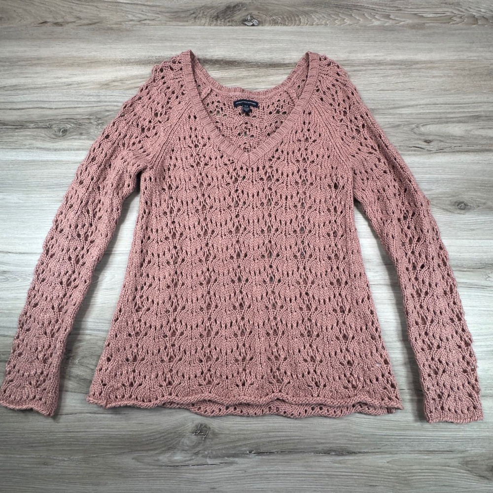 American Eagle Dusty Rose Open Knit Crochet Sweater Size‎ M Wool Blend coquette